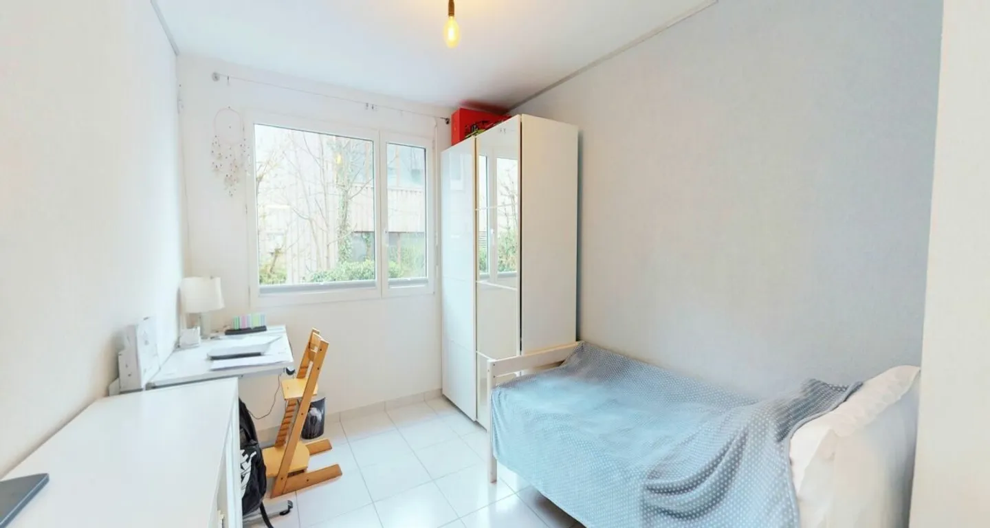 Plenty of Space to Live! Family-Friendly Garden Apartment in Muttenz - Photo 9 of 13