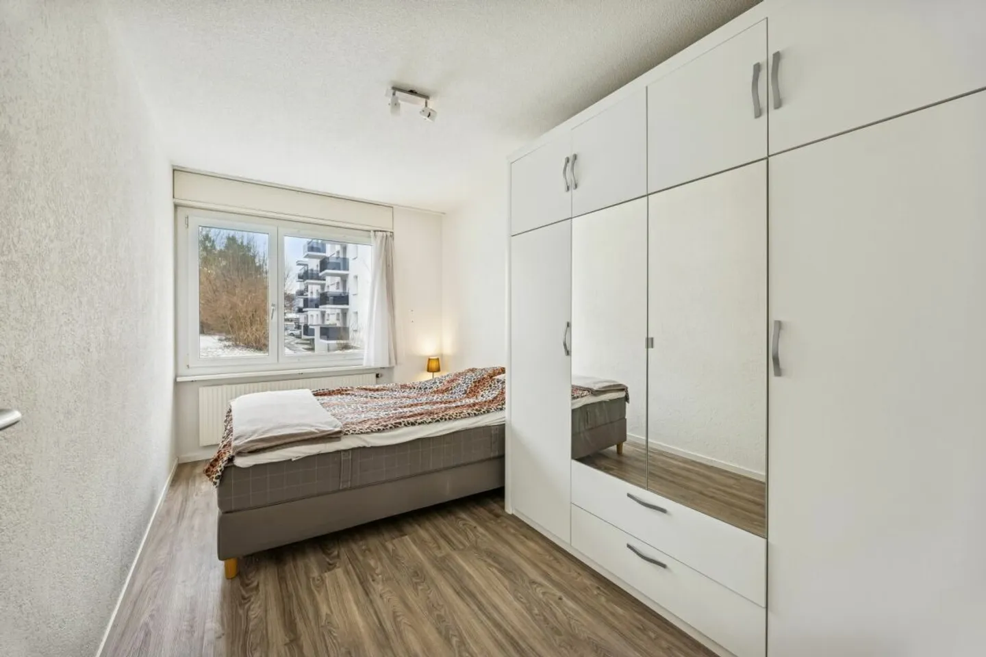 4-room apartment in a family-friendly neighborhood - Photo 5 of 13