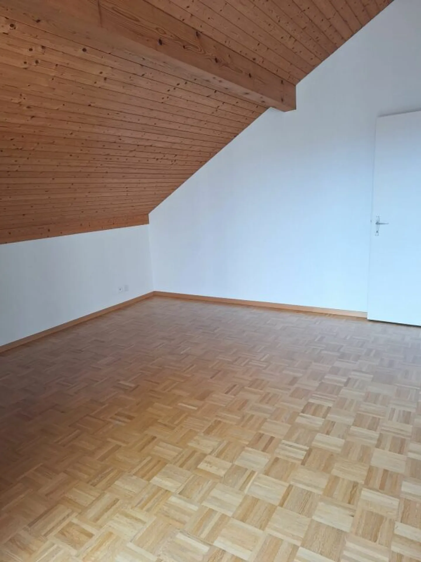 A renovated and bright 2.5 room apartment in a quiet location in Solothurn - Photo 9 of 13