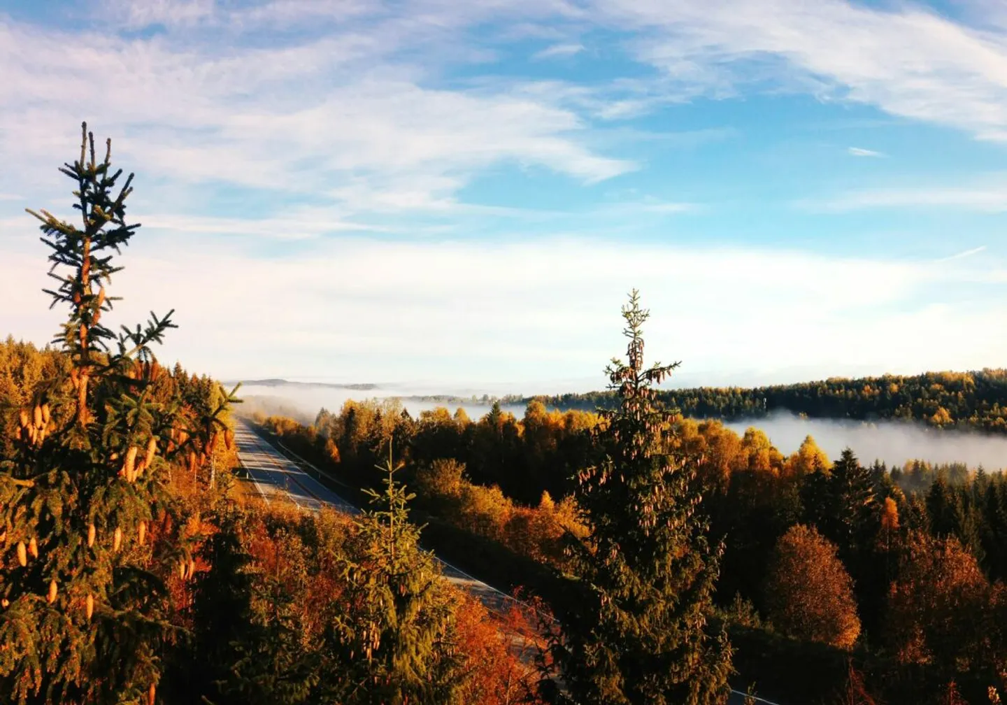 Duplex moderno con piscina e vista - Foto 1 di 13