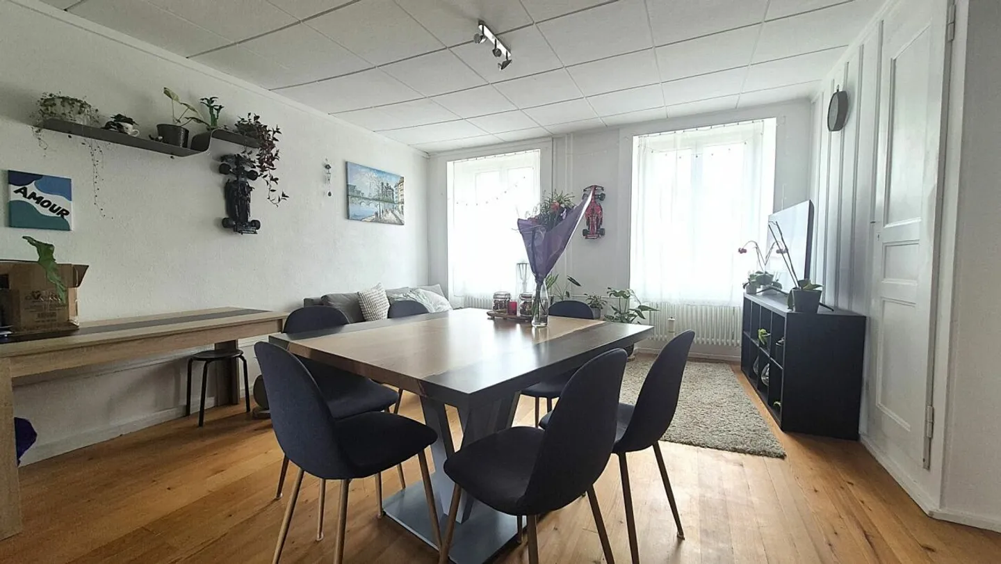 Appartement Charmant avec Jardin - Photo 3 sur 7