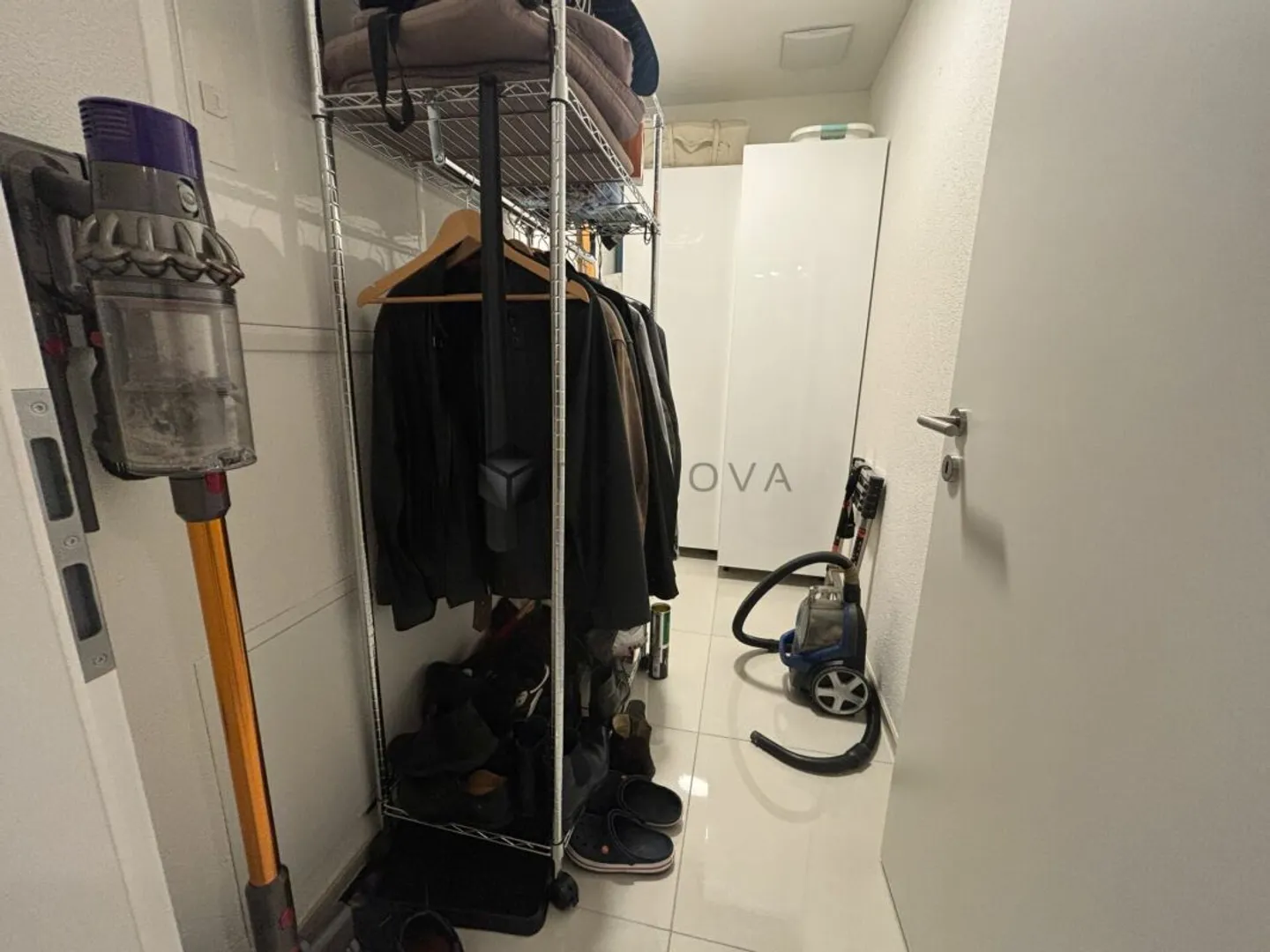 Attractive 2.5 room apartment with modern kitchen and balcony with evening sun - Photo 7 of 7