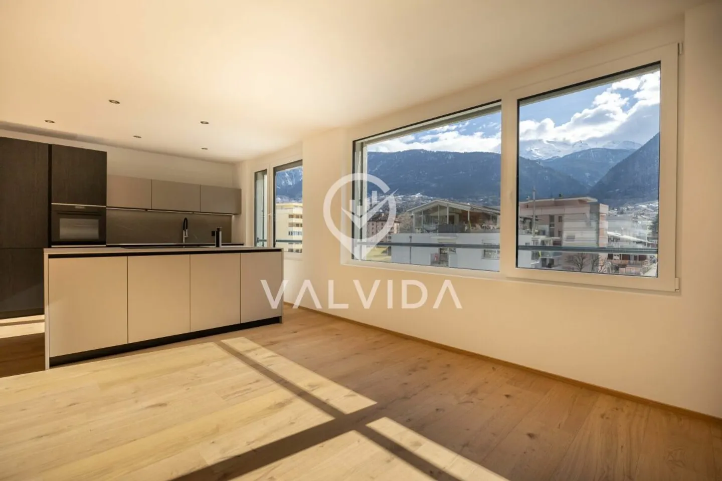 4.5-Room Apartment - Photo 5 of 10