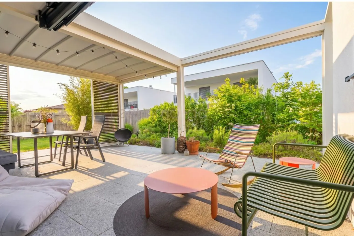Modern 5.5-room single-family house with Minergie-P standard in a quiet location in Koblenz - Photo 4 of 13