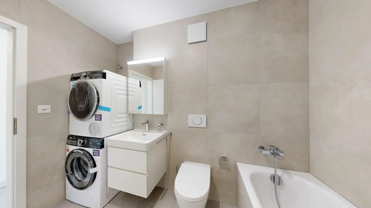 3.5 Room Apartment with Garden Patio - Photo 12 of 13