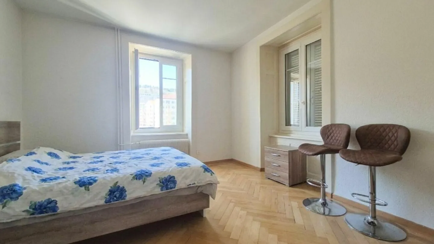 Appartement lumineux 4 pièces - Photo 3 sur 7