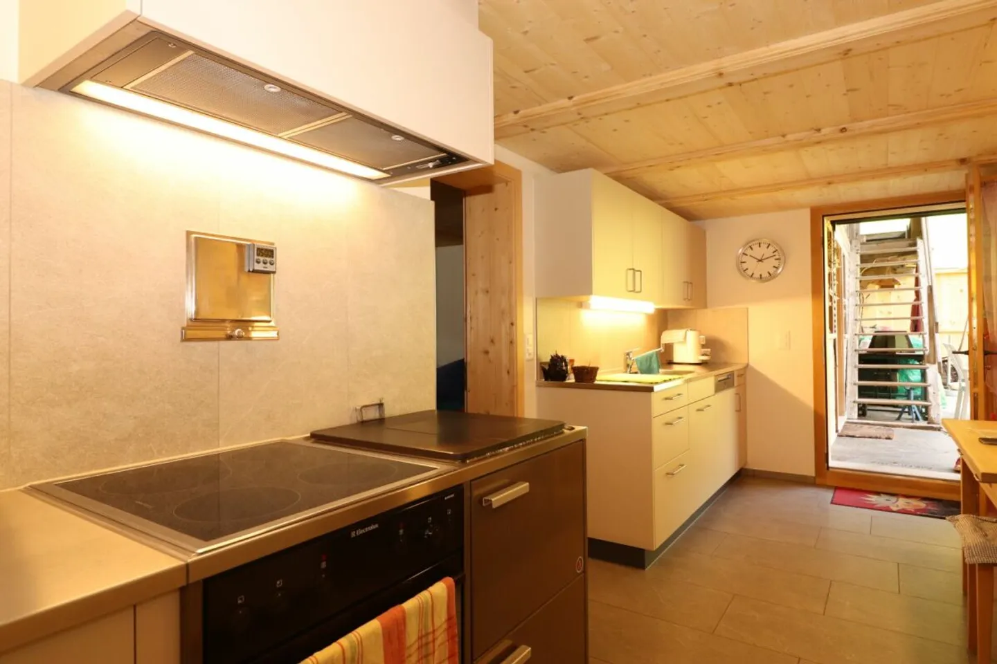 Appartamento 3 locali, piano terra con giardino - Foto 2 di 9