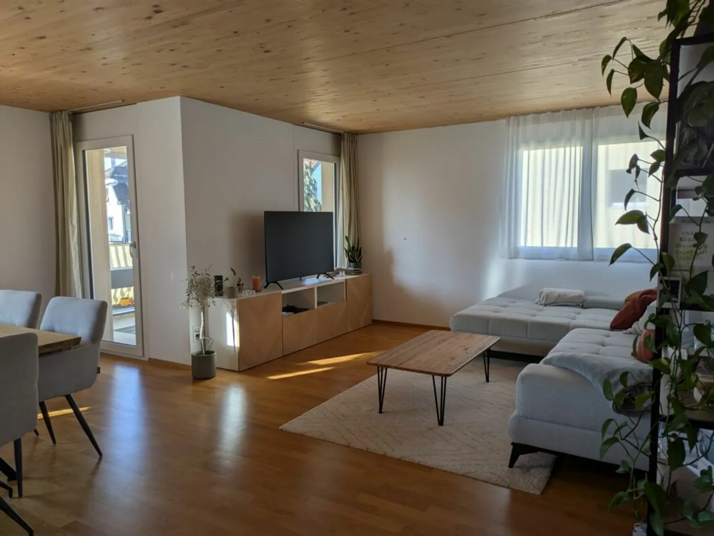 Moderne Wohnung in zentraler Lage - Foto 3 von 10