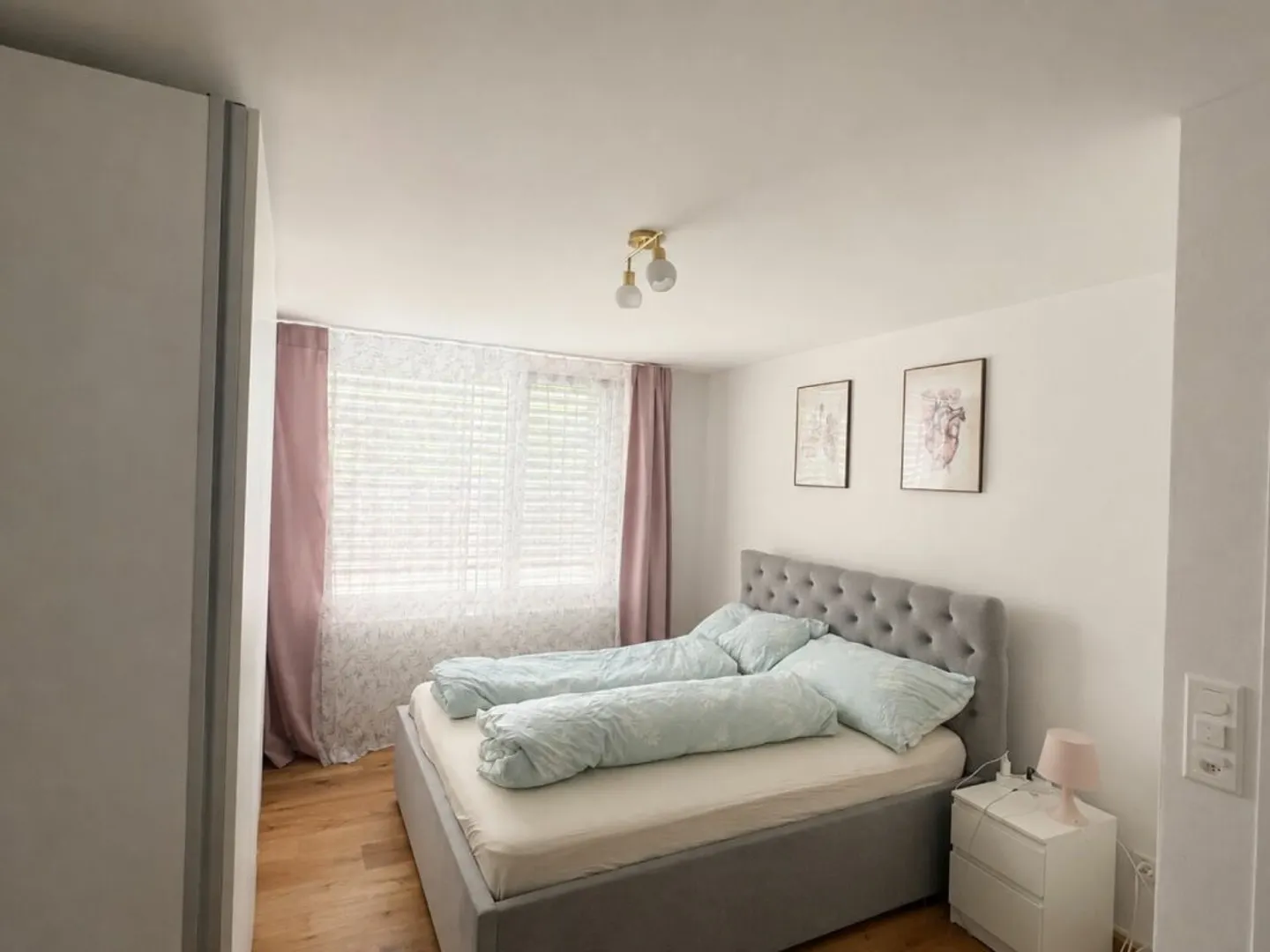 Modern 2.5-room apartment with spacious balcony and evening sun - Photo 5 of 9