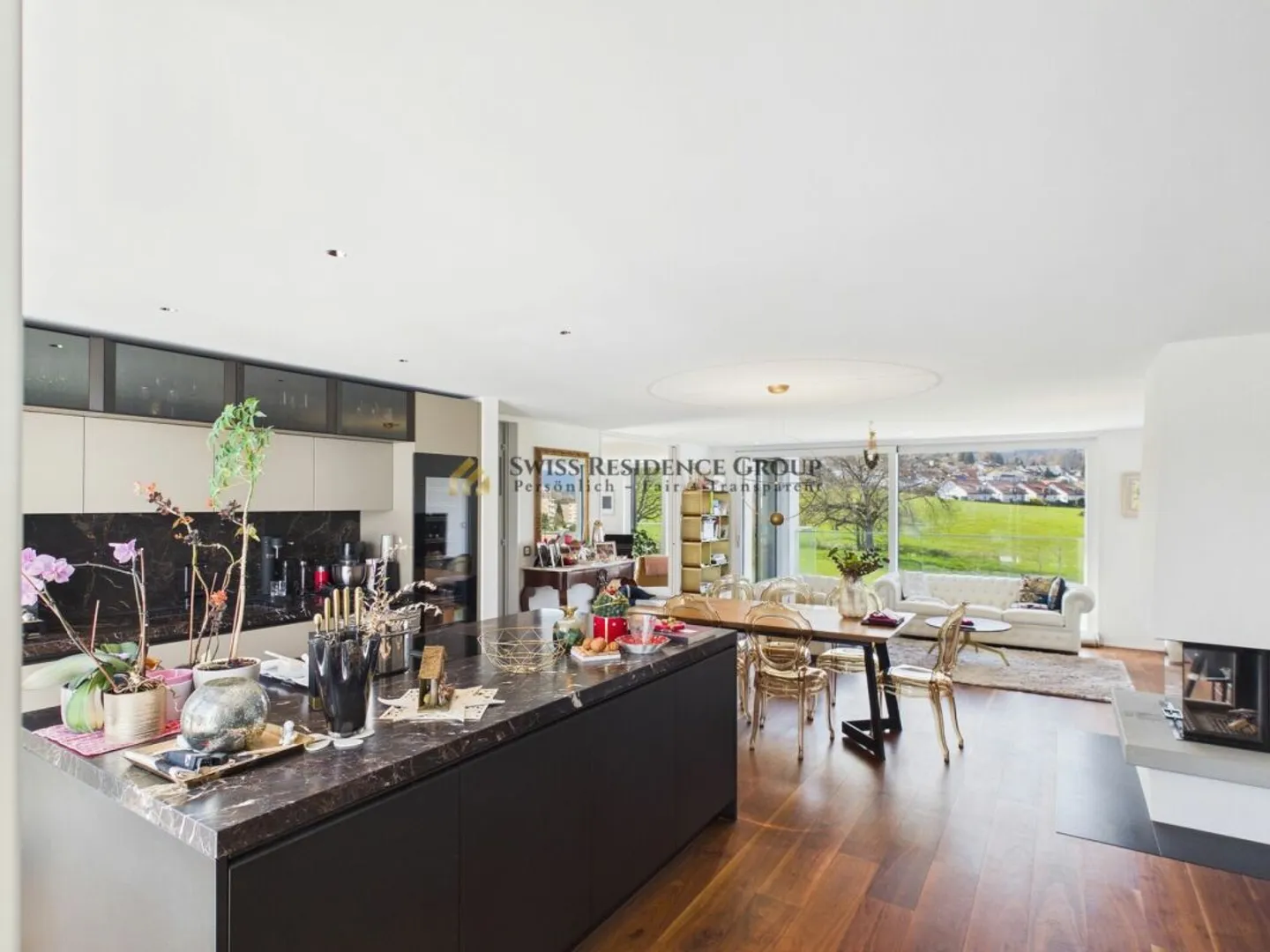 Exclusive Penthouse with Terrace - Photo 4 of 13