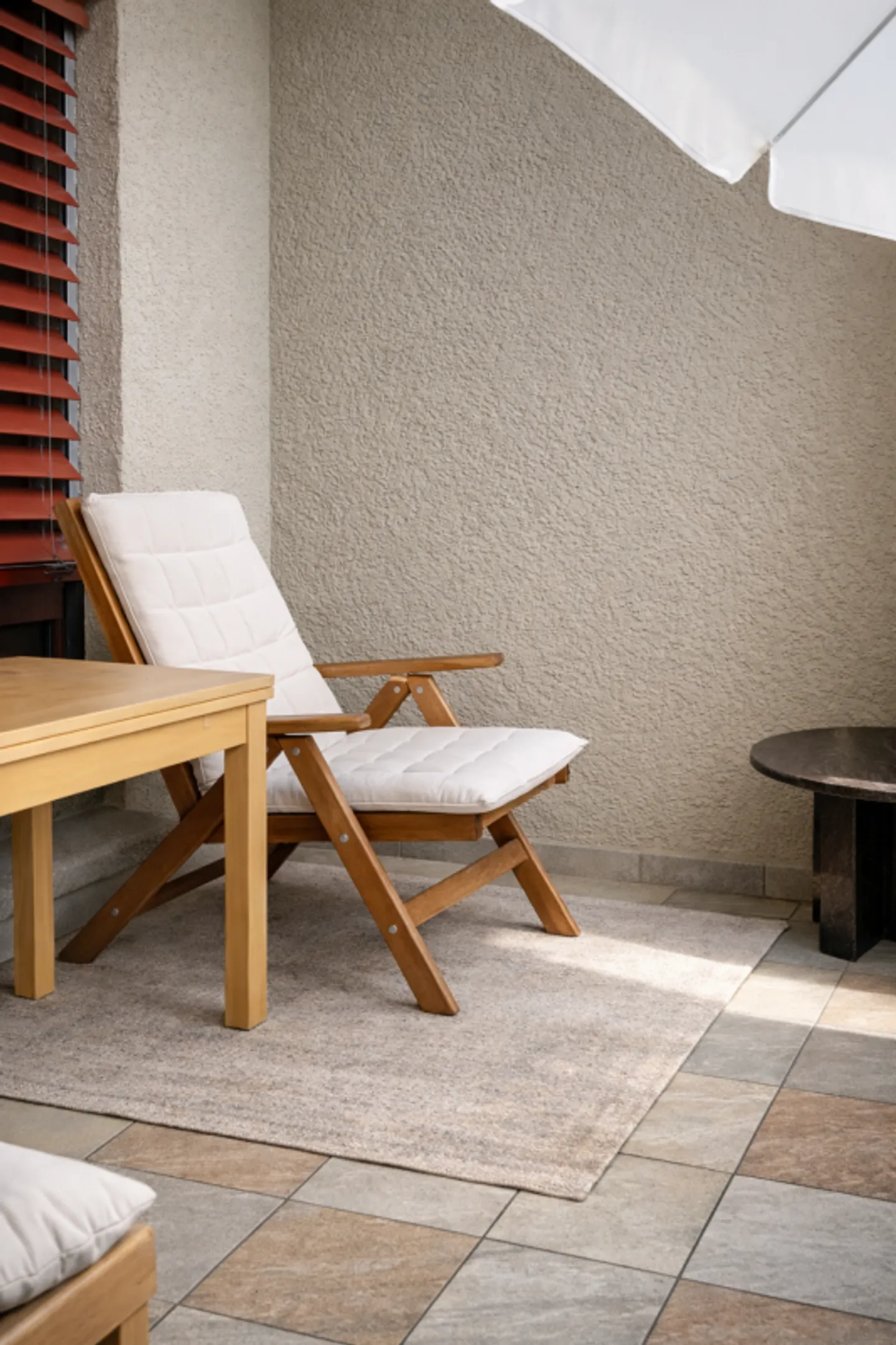 Penthouse with Gallery & 4.4% Yield - Photo 11 of 13