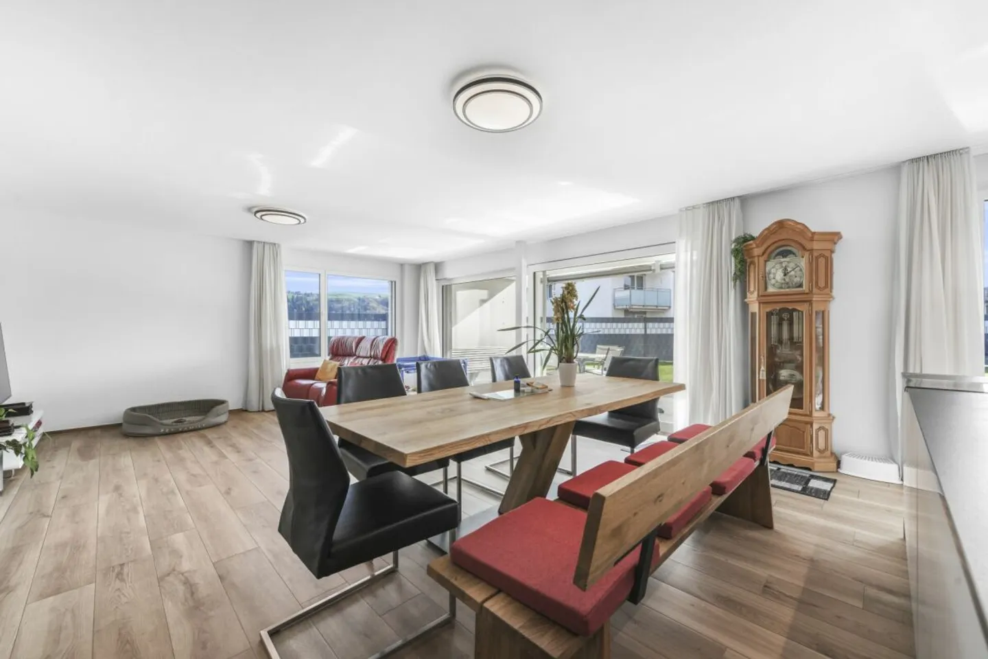 Modernes Wohnglück mit Charme - Ihr neues Zuhause im Grünen  von Bütschwil - Photo 9 of 13