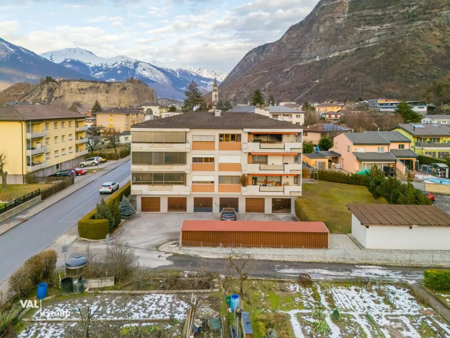 Bell'appartamento ristrutturato di 4,5 locali in un quartiere tranquillo - Foto 12 di 13