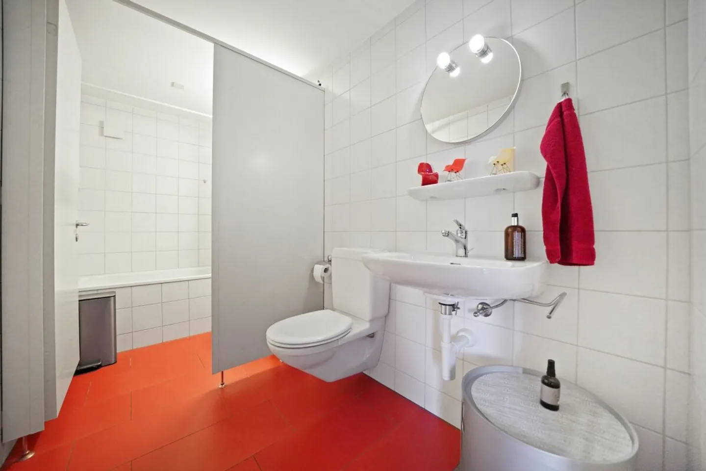 Dreamlike Multi-Family House with Core Renovation in Aarwangen - Photo 9 of 13