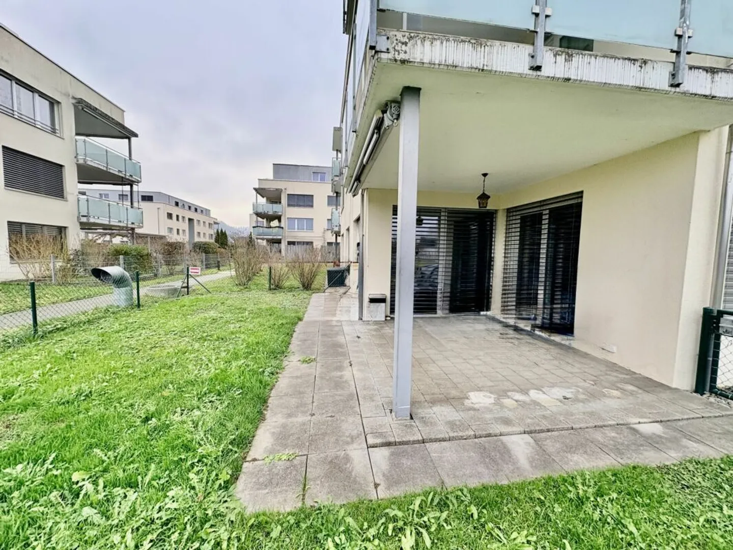 2.5-Zimmer-Erdgeschosswohnung mit grossem Gartenanteil in Gipf-Oberfrick - Photo 3 of 9