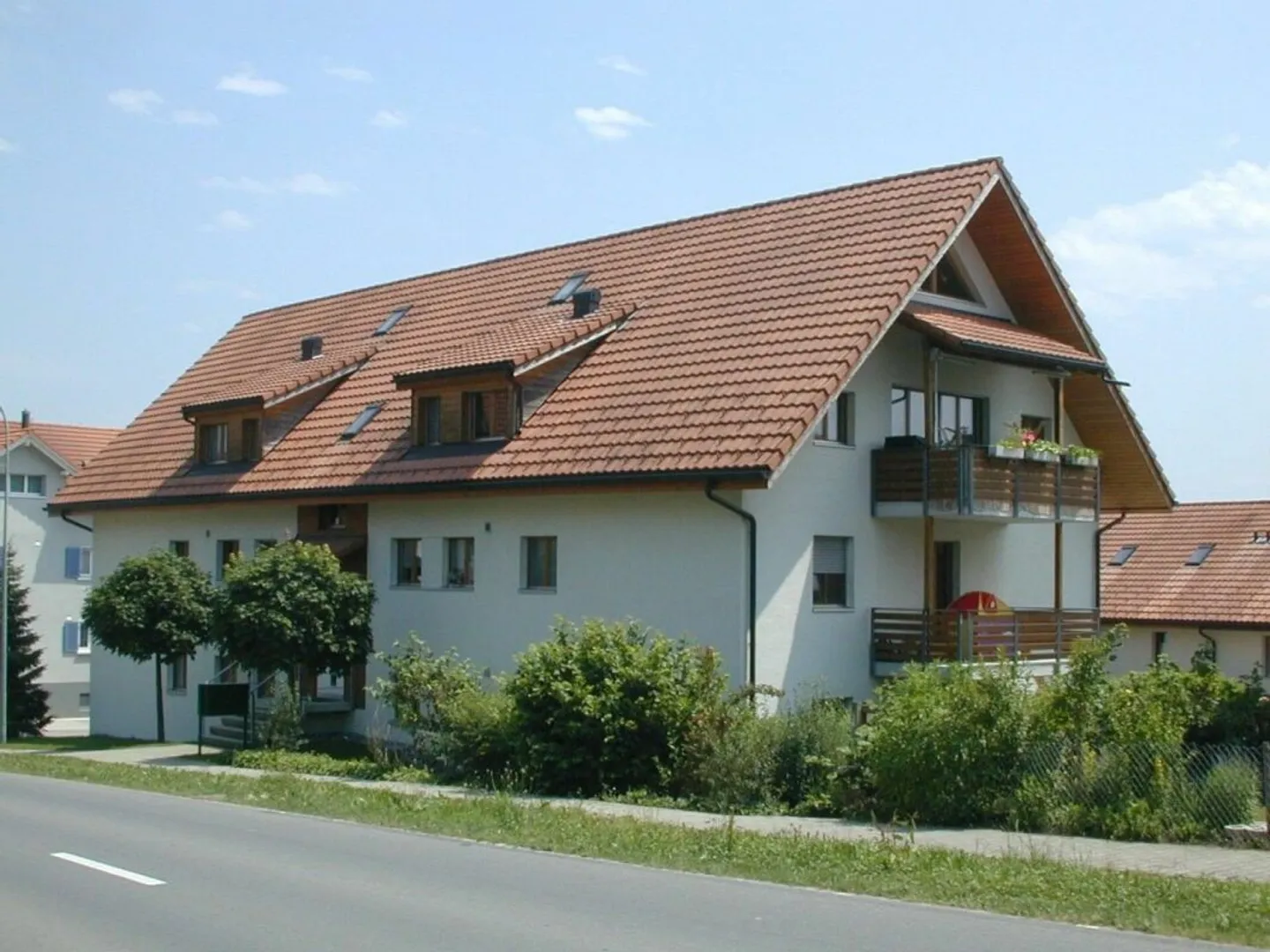 Appartement lumineux et ensoleillé de 4,5 pièces à louer - Photo 1 sur 13