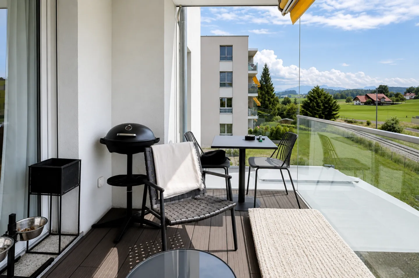Appartement Charmant à Châtel-St-Denis - Photo 3 sur 10