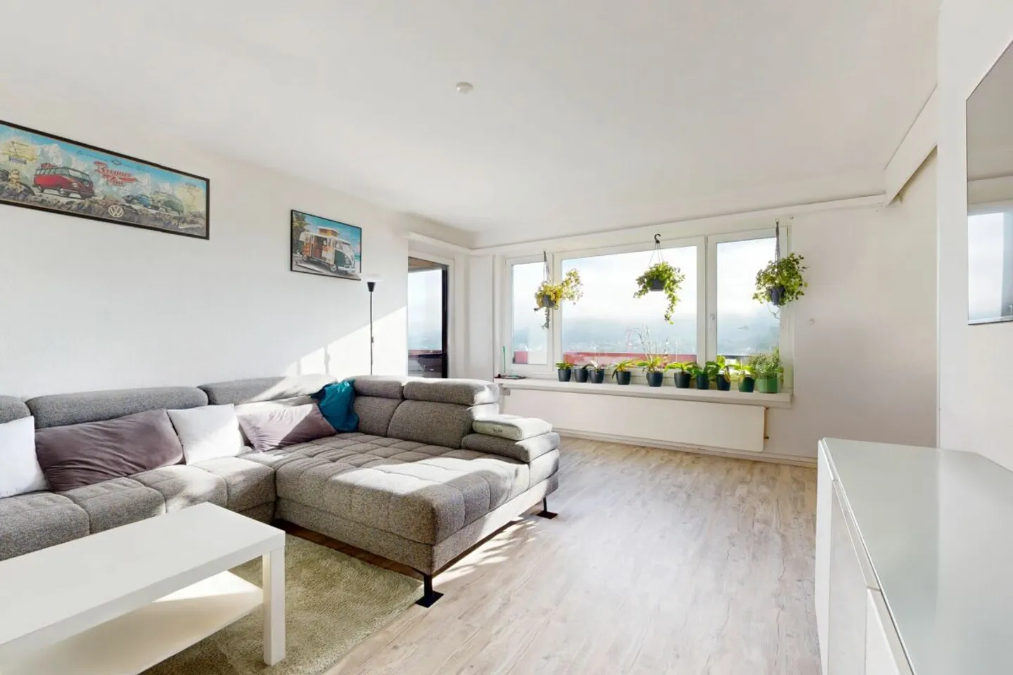 Affordable condominium with a wide view - Photo 4 of 13