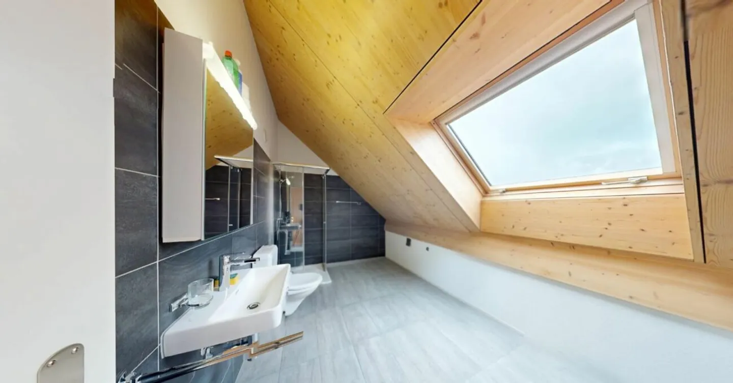168 m² Dream Home with Impressive Gallery - Exclusive 5.5-Room Maisonette near the Aare - Photo 13 of 13