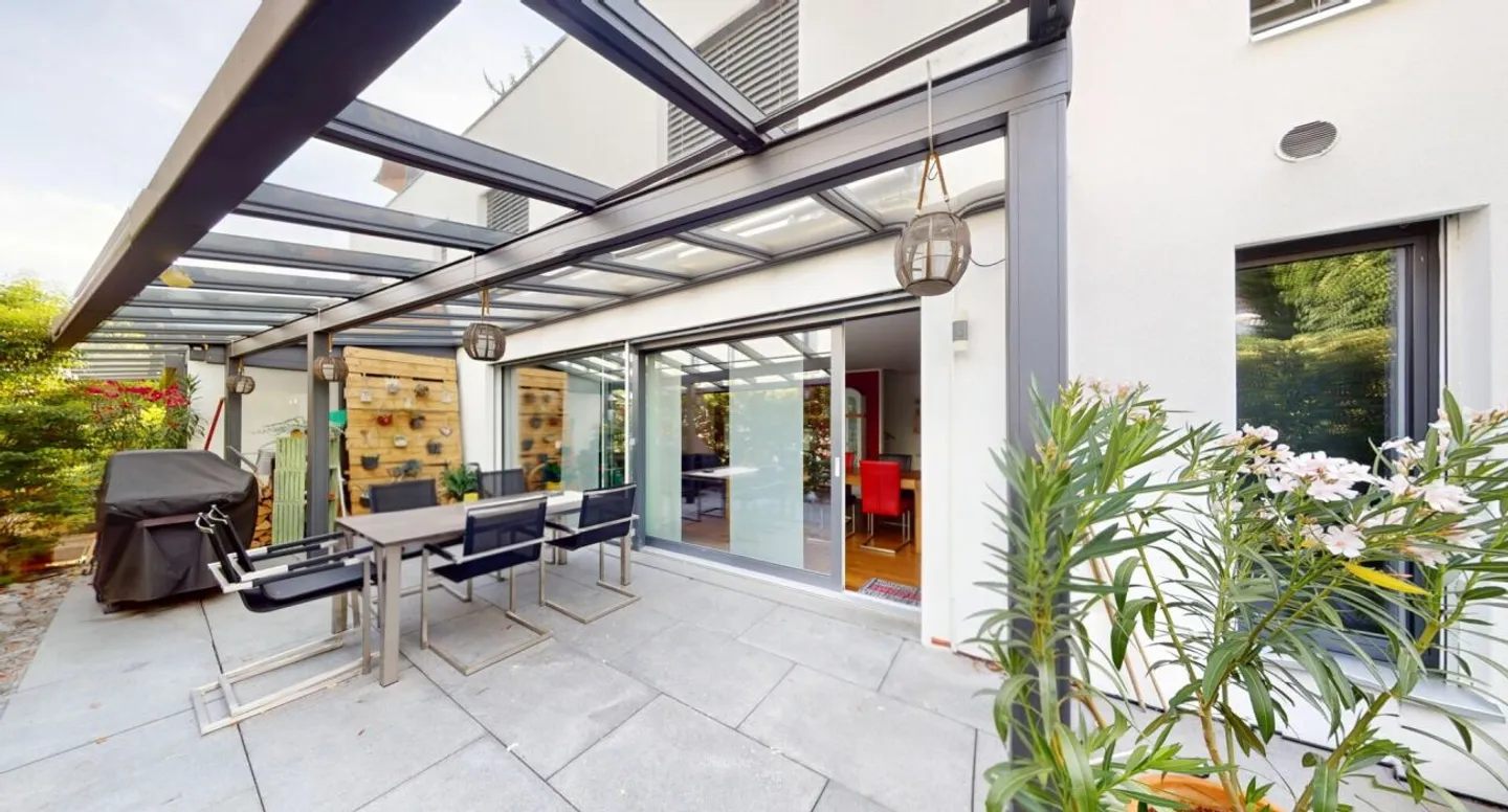 Sun from morning to evening! Your new home with attic terrace - Photo 5 of 13