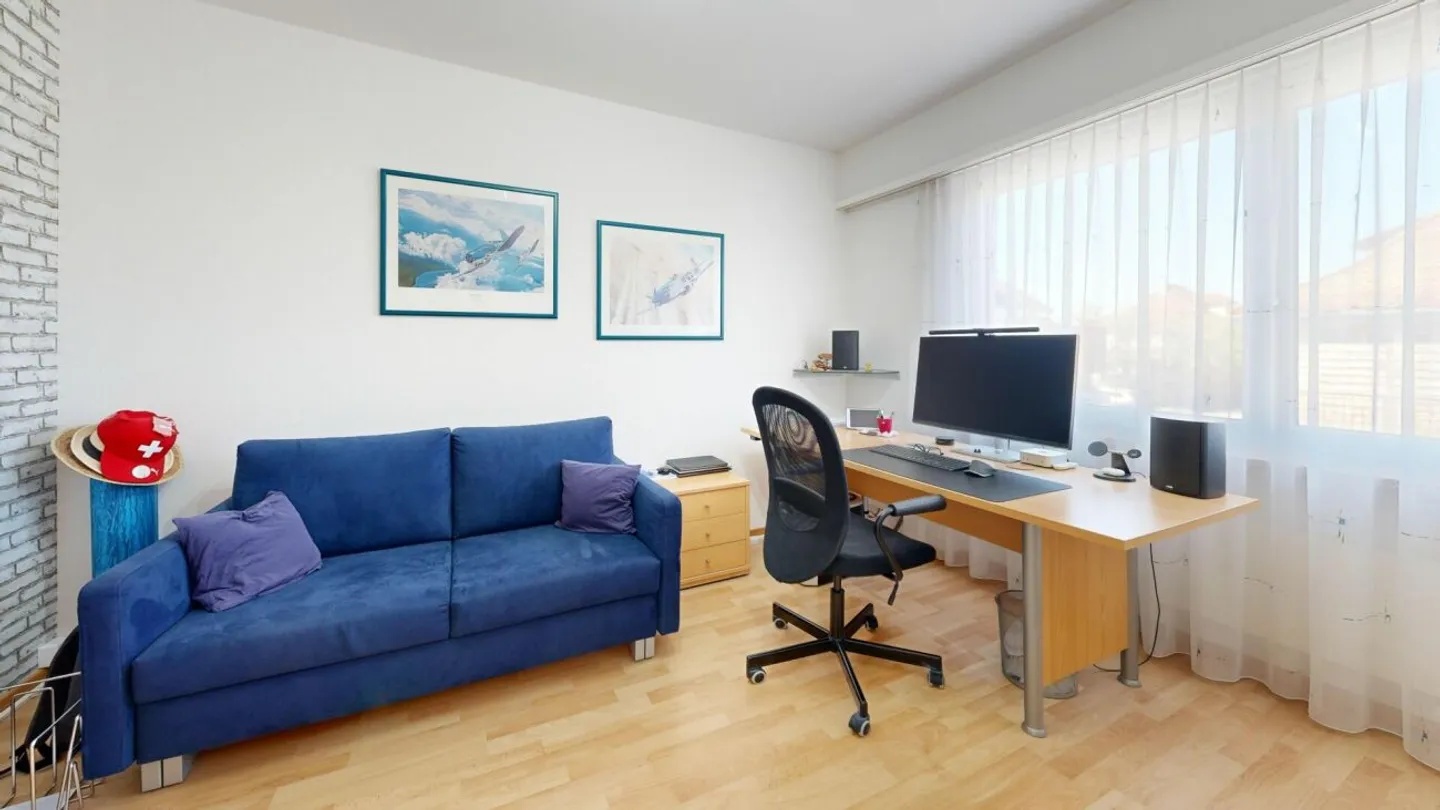 Paradis familial avec jardin d'hiver, cheminée et intimité dans le jardin - Photo 10 sur 13