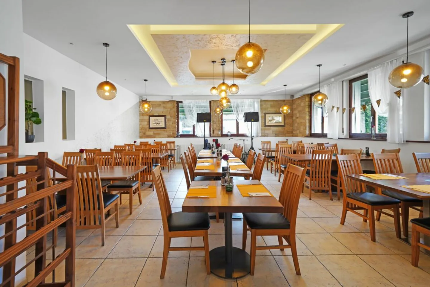 Charmantes Mischobjekt - Foto 2 von 13