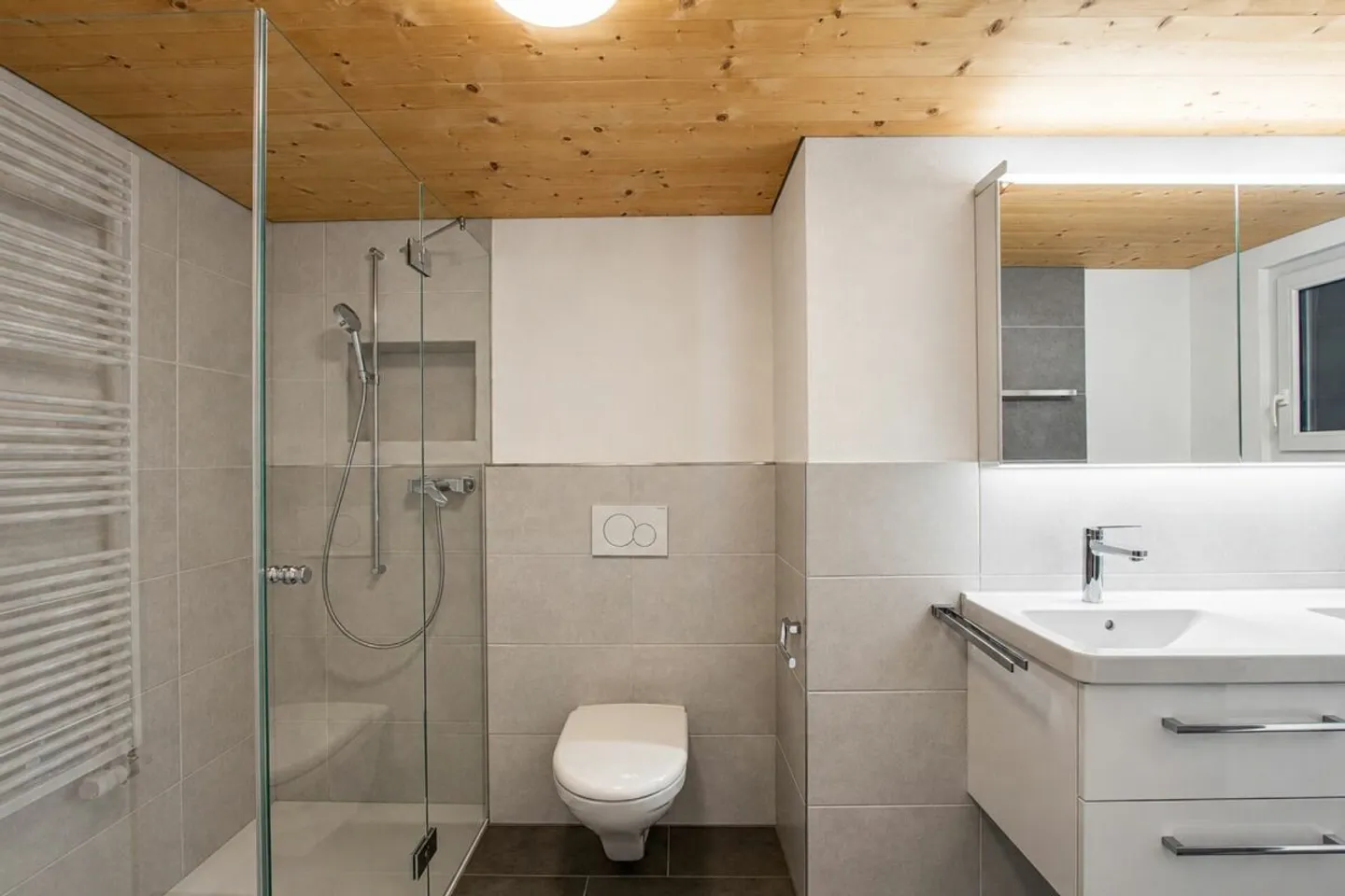 Grosszügige 3.5 Zimmerwohnung mit schönem Sitzplatz - Photo 6 sur 12