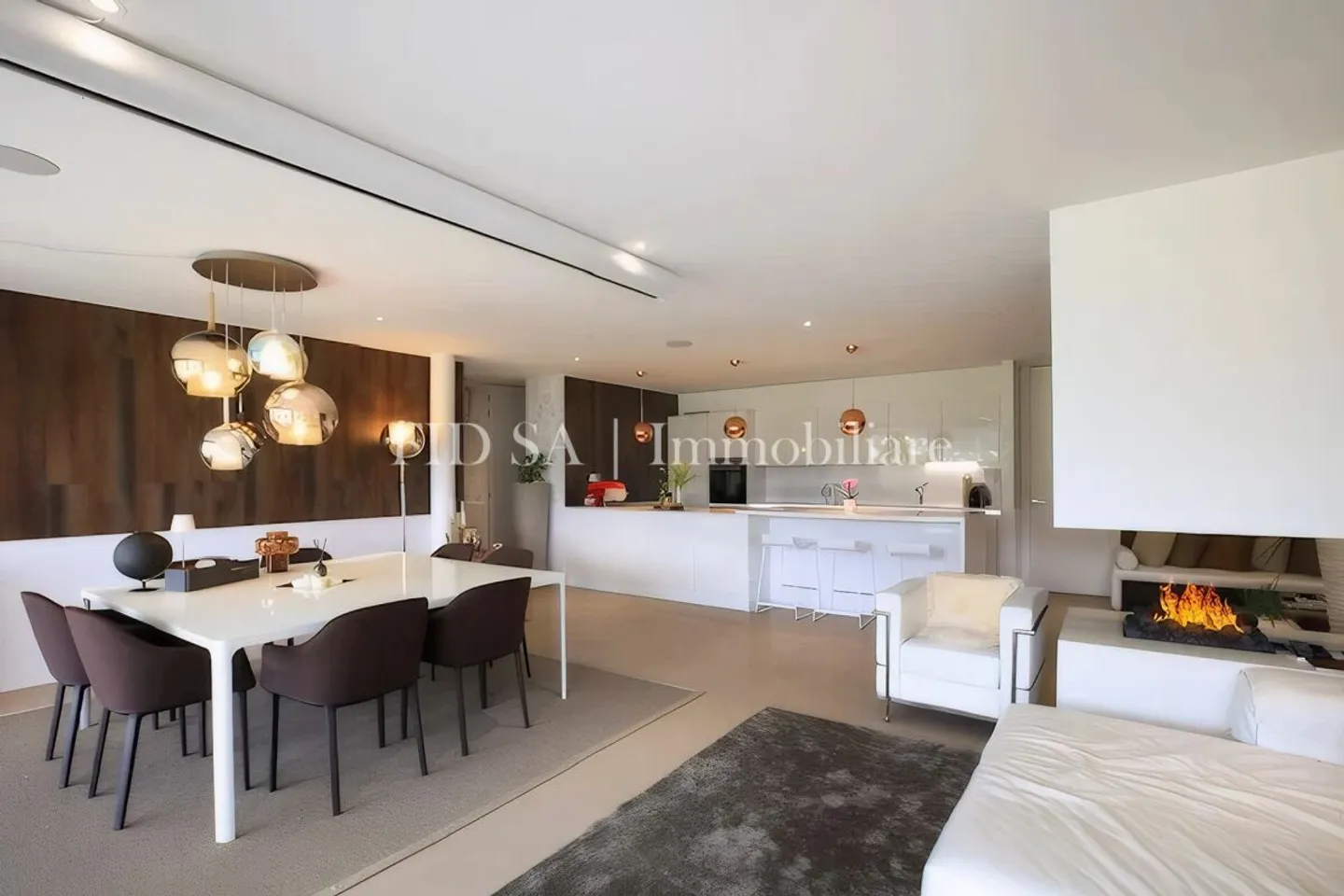 Appartement Unique avec Terrasse - Photo 2 sur 11