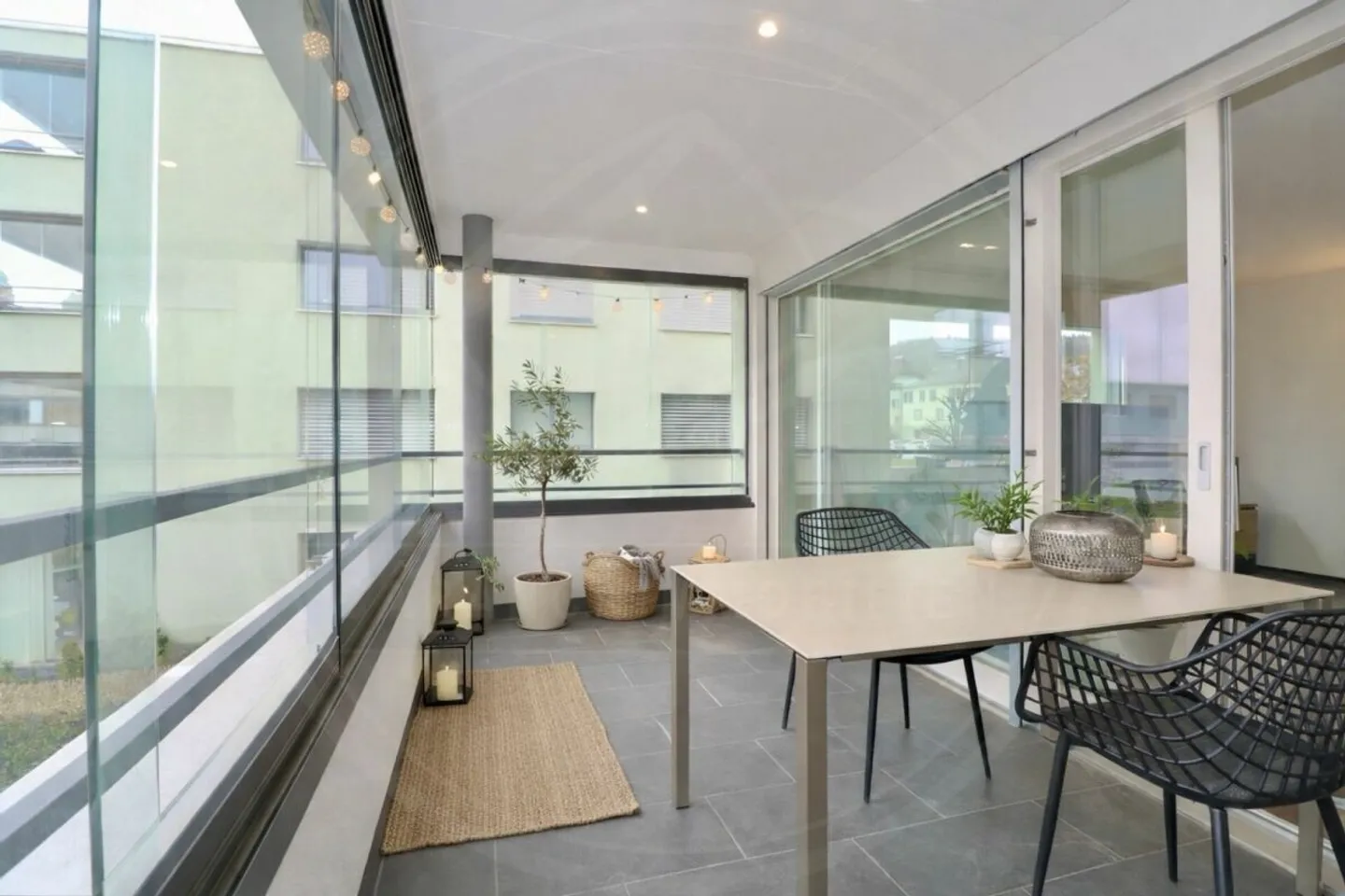 RÉSERVÉ - Appartement 3½ pièces élégant avec un agencement généreux à Seengen - Photo 6 sur 13