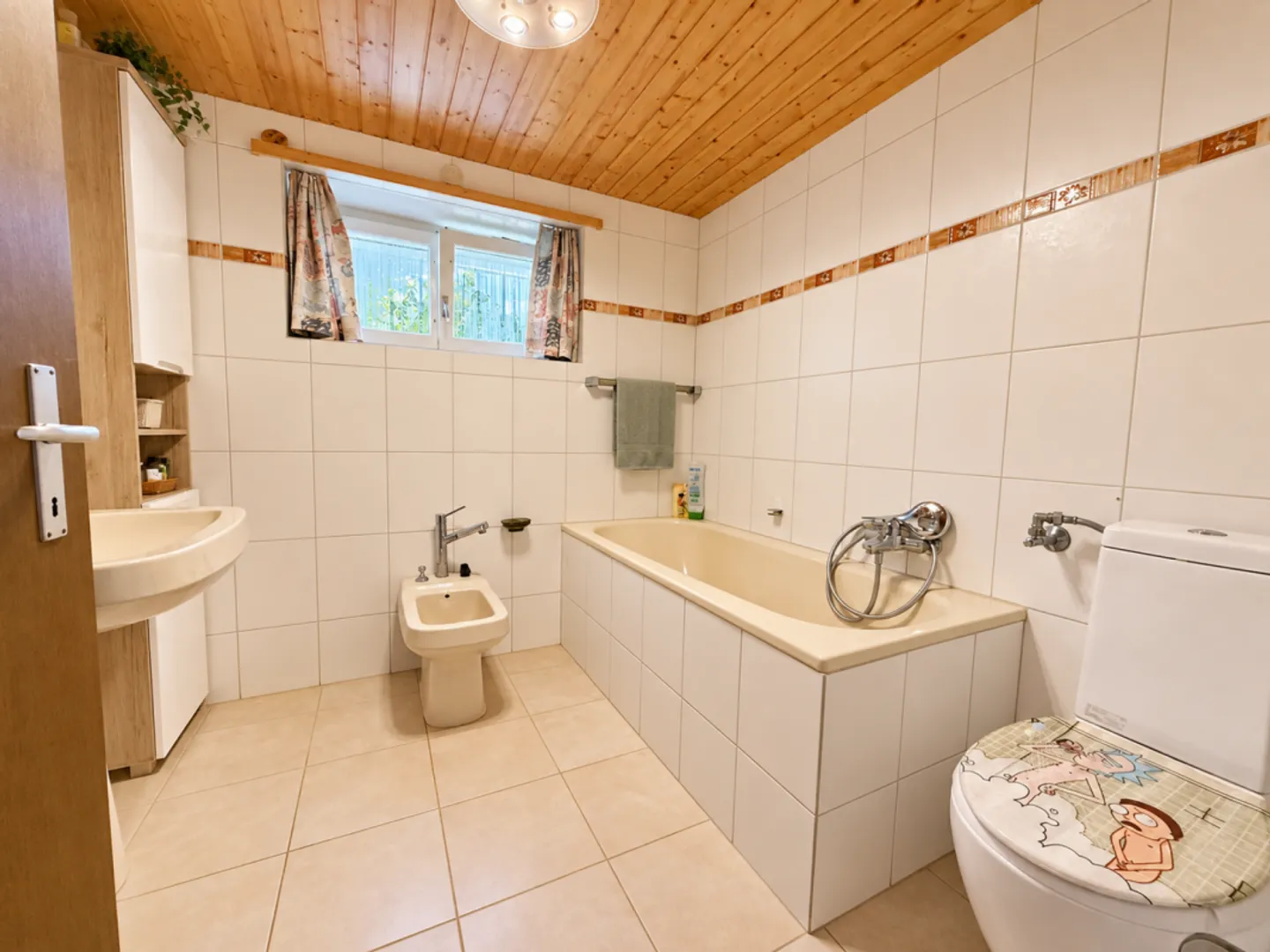 LAND WITH A VIEW AND SINGLE-FAMILY HOUSE | RENOVATE | DEVELOP - Photo 9 of 10