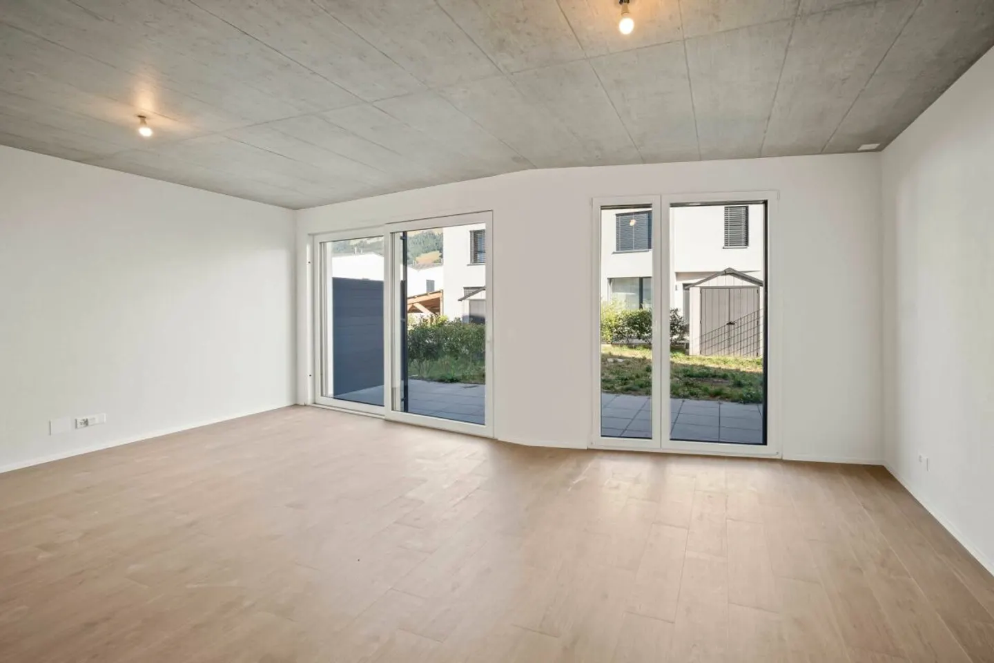 Villa moderne avec vue sur les montagnes - Photo 4 sur 12