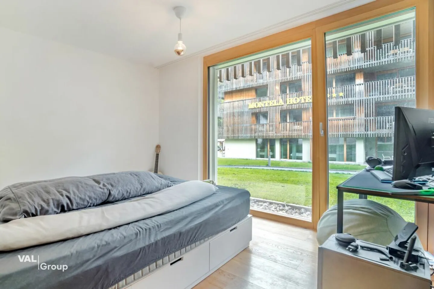 Moderno rifugio alpino nella valle di Saas - elegante appartamento per vacanze di 2.5 locali a Saas-Grund - Foto 7 di 13