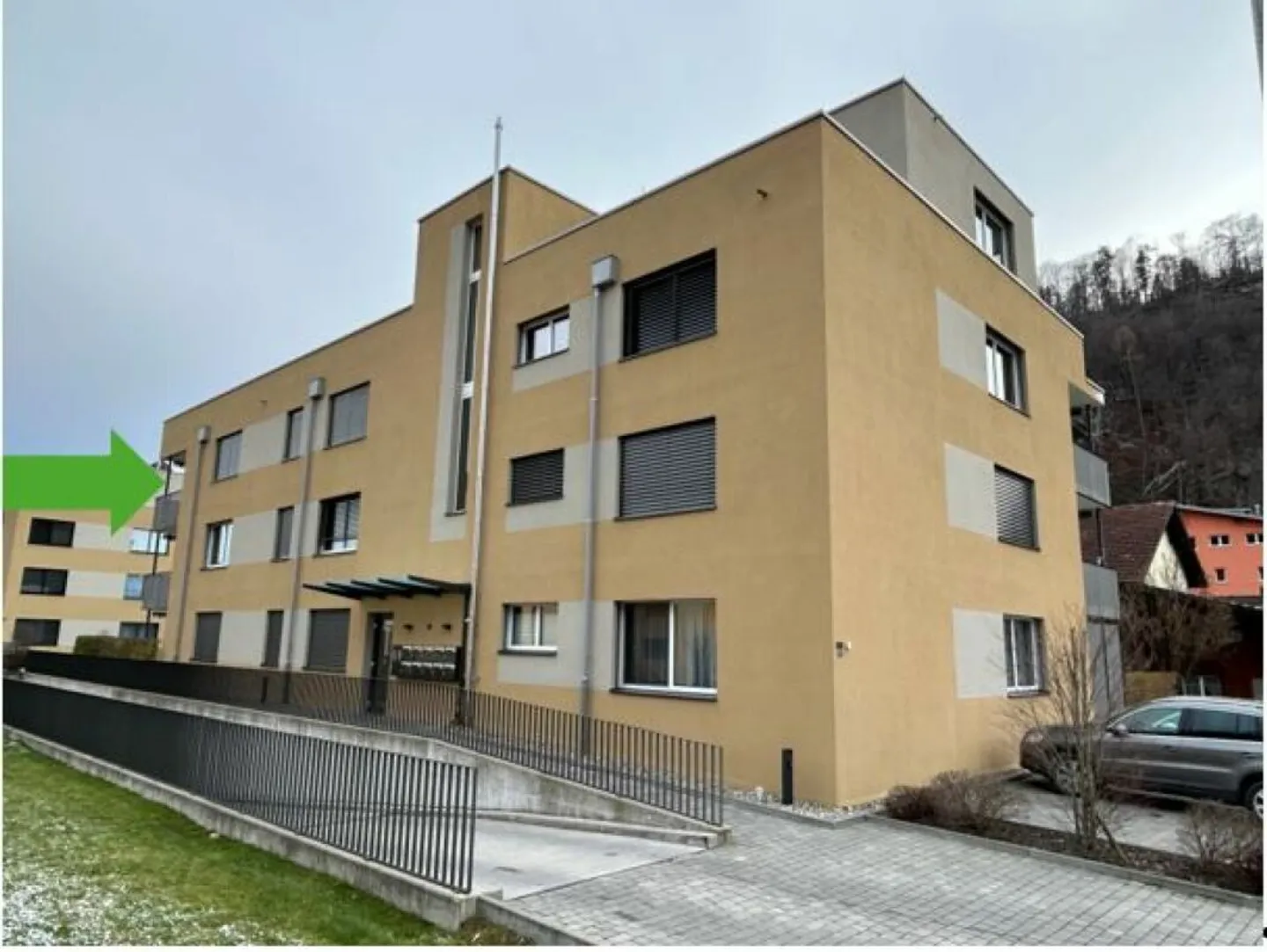 Living in the Green - 2.5-Room Apartment on the 2nd Floor - Photo 1 of 12