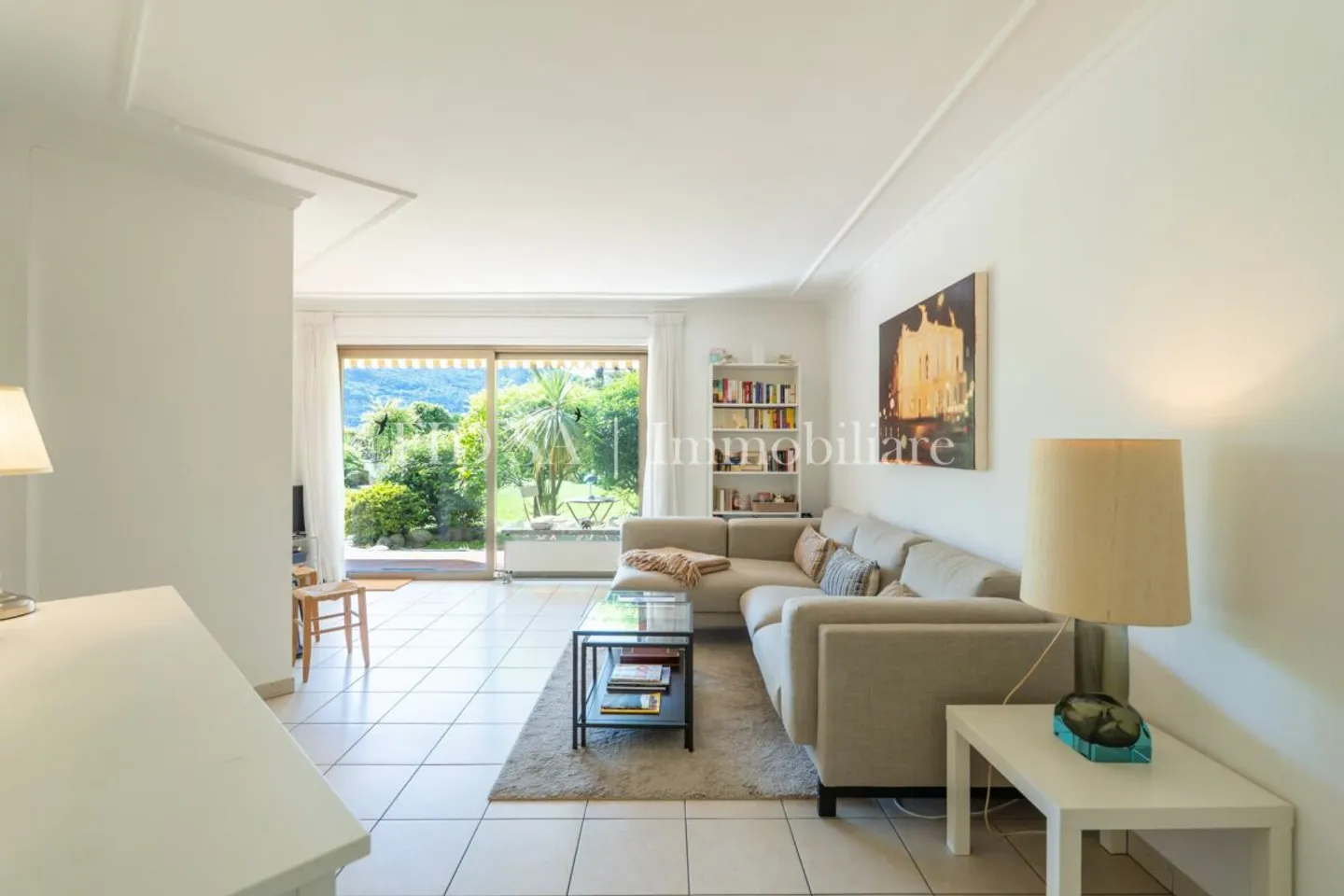 BRISSAGO - Ground floor apartment with private access to the lake - Photo 3 of 9