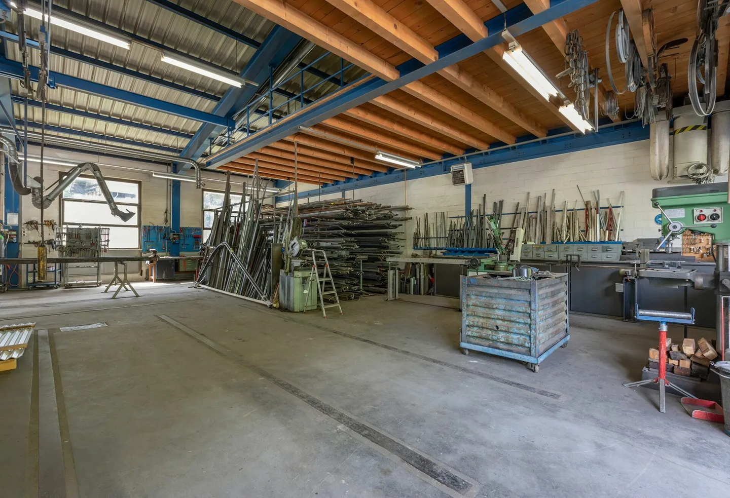 Salle commerciale - Photo 3 sur 6