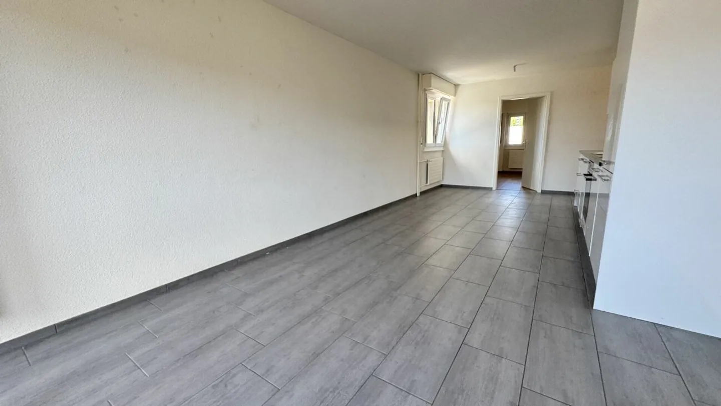 Modernes 3-Zimmer-Apartment in La Chaux-de-Fonds - Ideal für Studenten & erste Belegung nach kompletter Renovierung - Foto 5 von 13