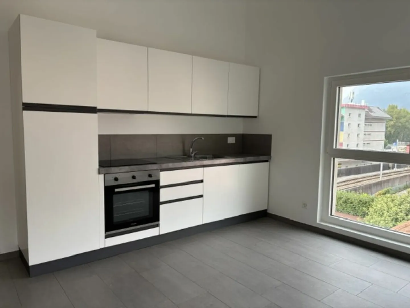 STUDIO APARTMENT 3.5 ROOMS ARBEDO - Photo 2 of 8