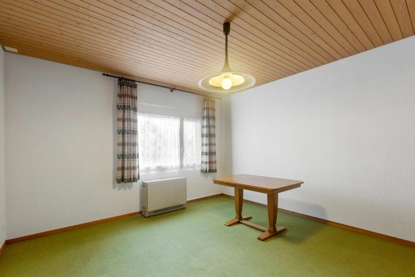 Grosszügiges 6½-Zimmer-Einfamilienhaus mit Doppelgarage - Photo 3 of 13