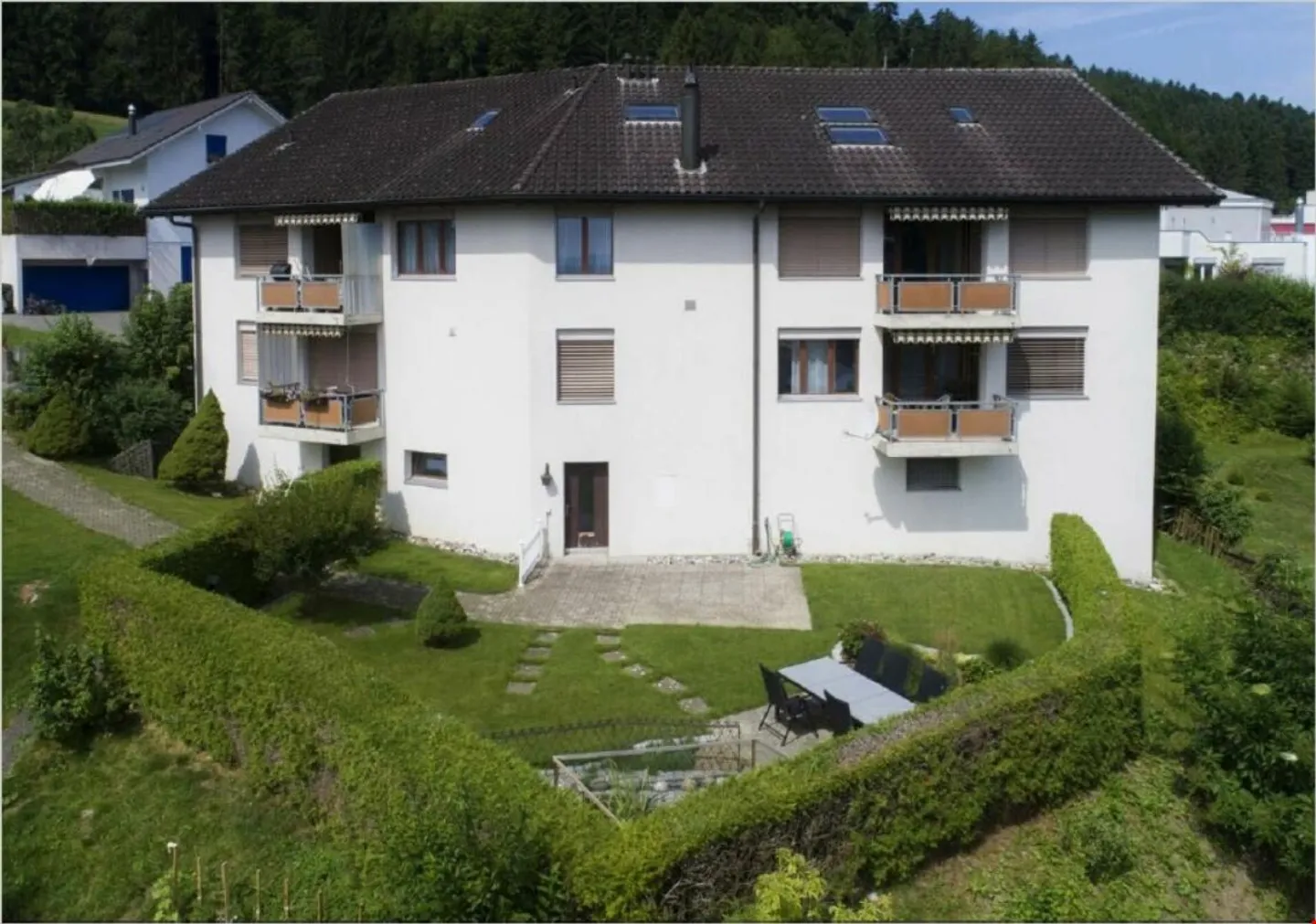 Geräumige Wohnung mit Bergblick - Foto 1 von 13