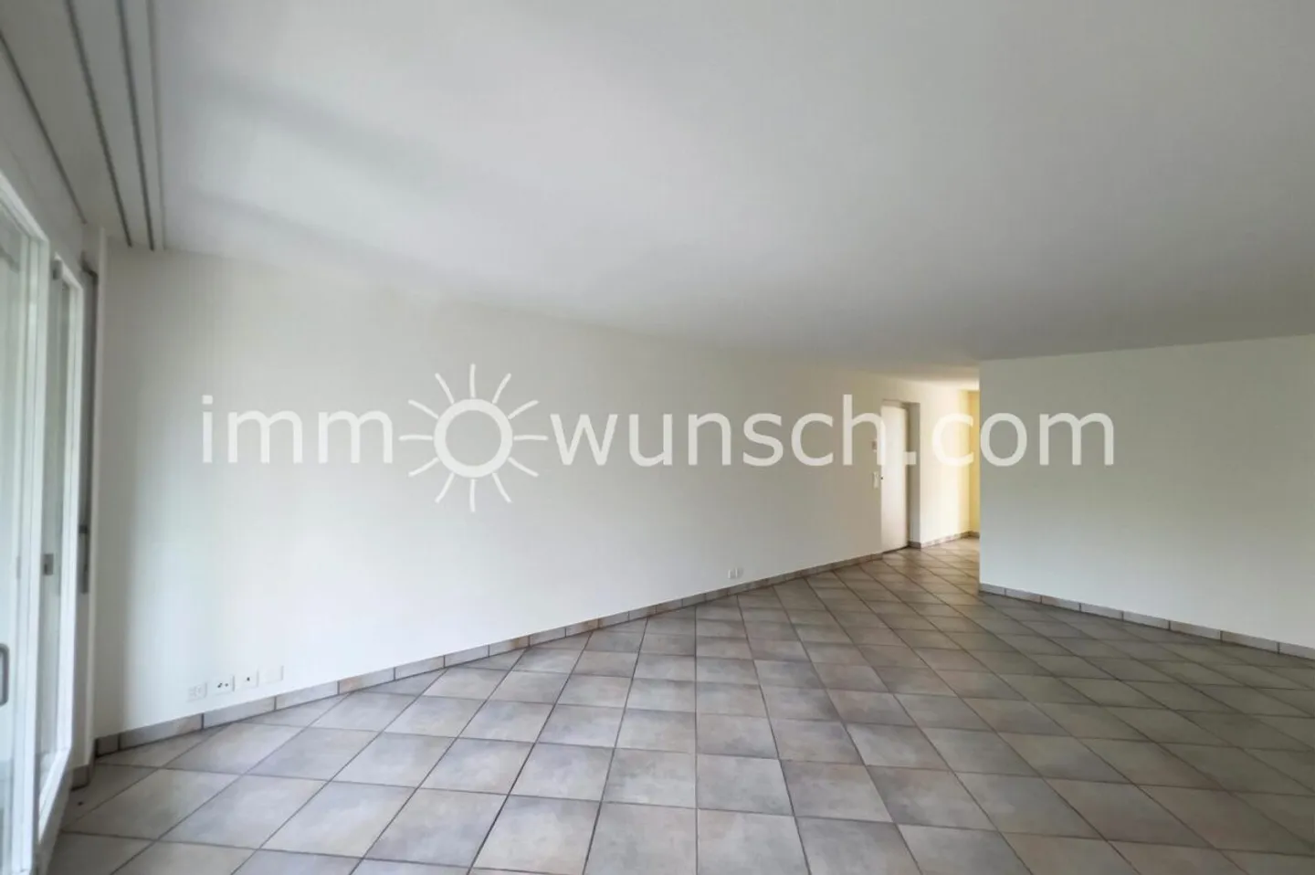Condominio centrale di 3 ½ stanze nella città di Zug - Foto 2 di 11
