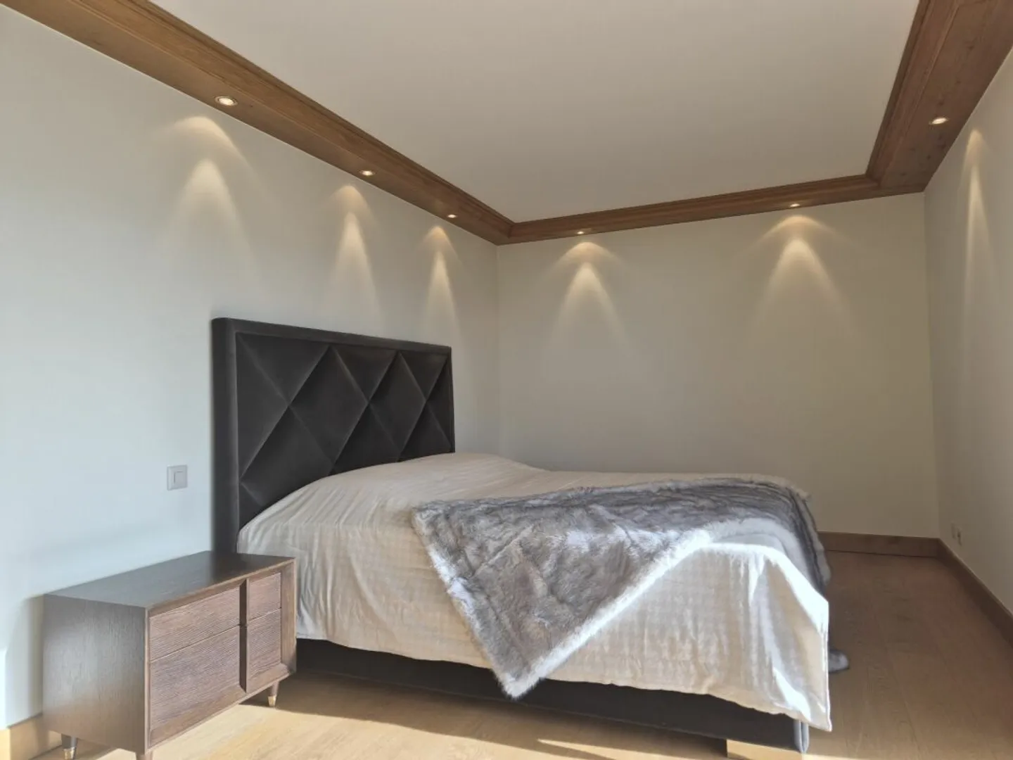 Appartamento di 5,5 locali con magnifico balcone-terrazza di 80 m2 - Foto 9 di 13