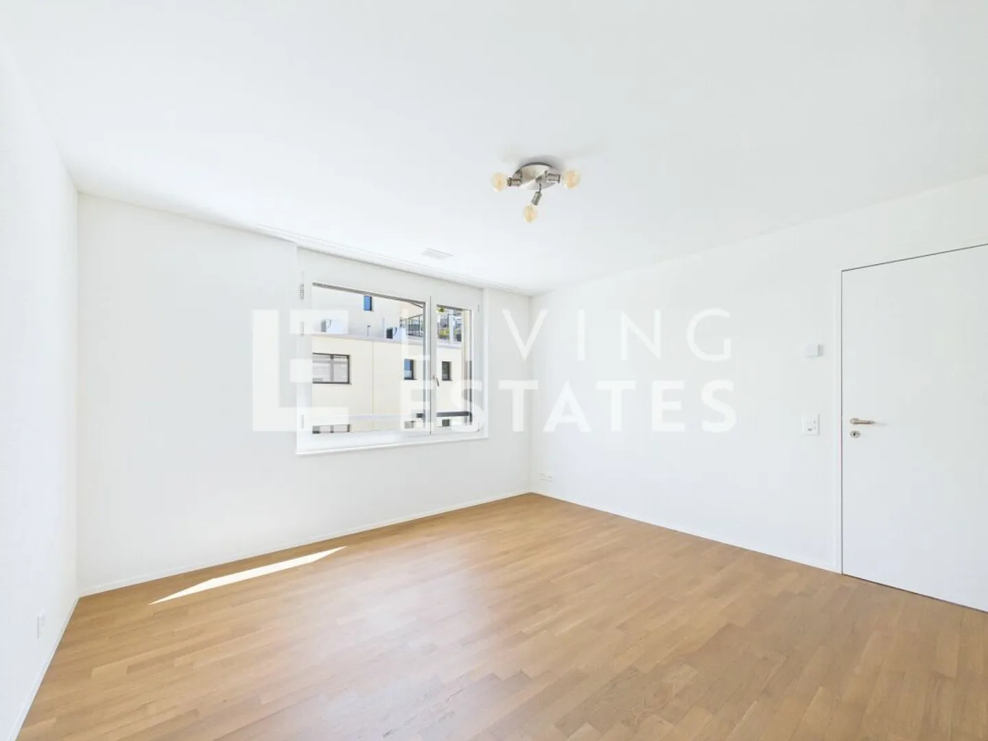 NEUWERTIG - STILVOLL - EINZUGSBEREIT - Photo 7 sur 13