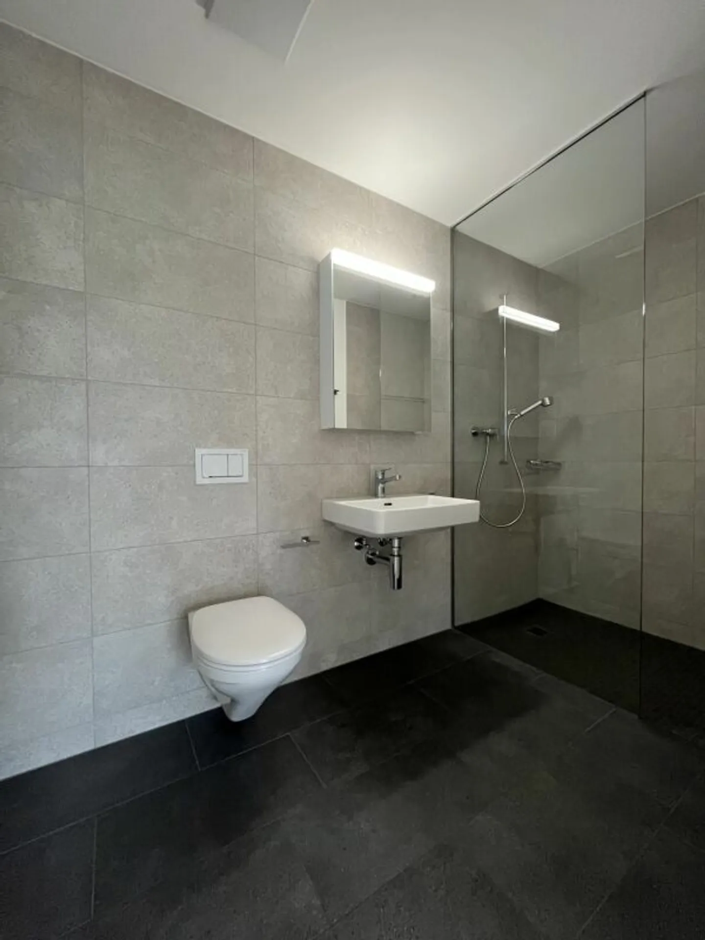 Appartement moderne de 3,5 pièces au cœur de Dagmersellen - Photo 6 sur 10
