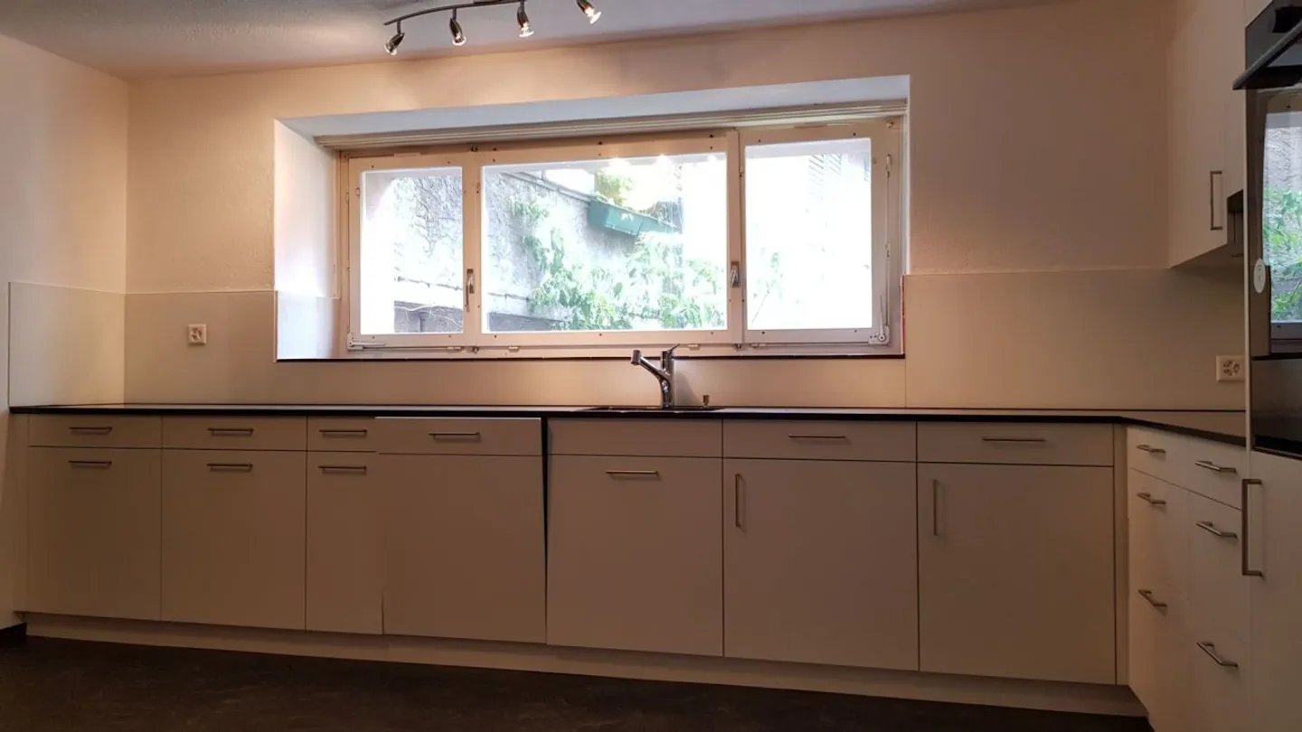 Geräumige 4.5-Zimmerwohnung - Foto 2 von 13