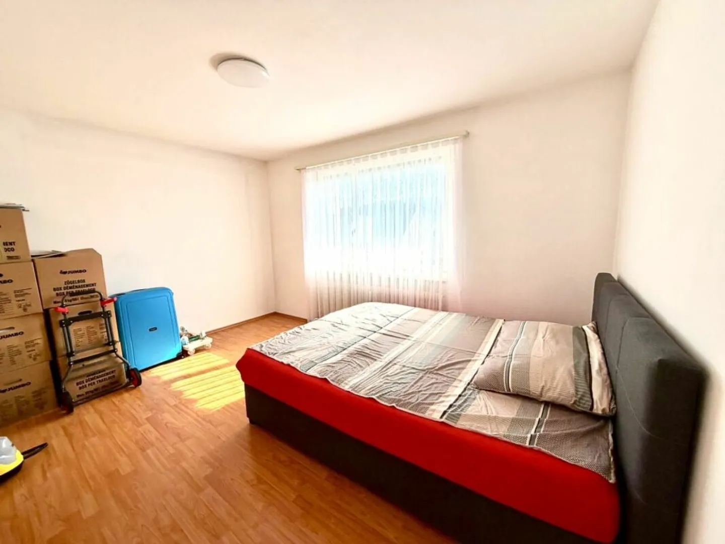 Schöne 3 Zimmer Wohnung im 2 OG - Photo 4 of 13