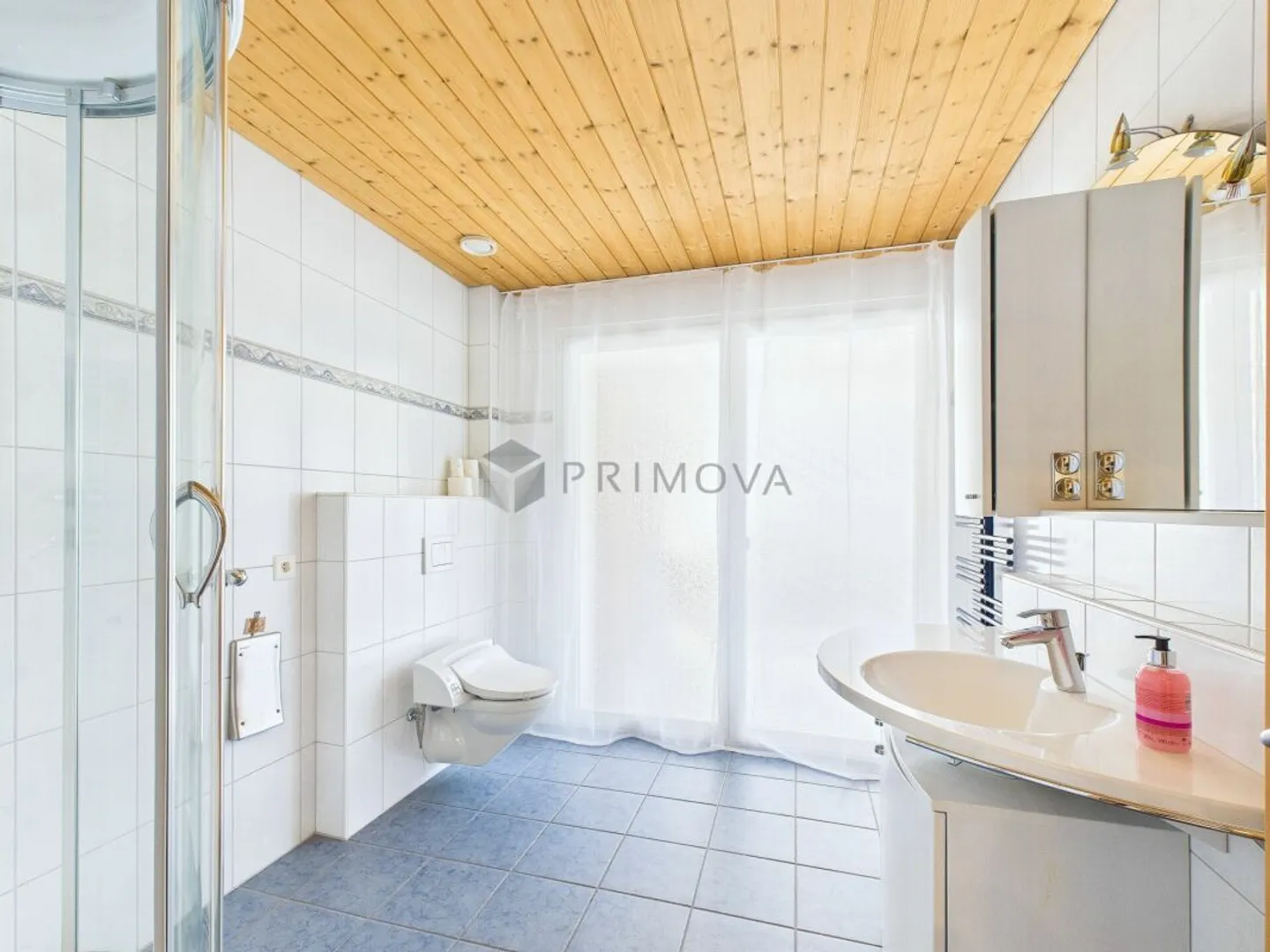 Wohnen am See: Möblierte 2.5 Zi.-Ferienwohnung mit Panorama-Terrasse & Parkplatz - Photo 12 of 12
