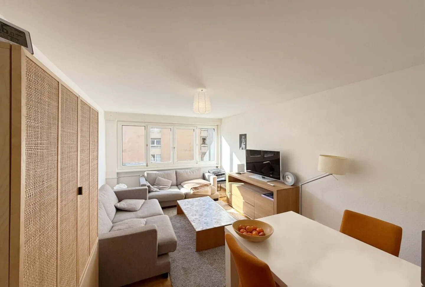 Helle Wohnung im 2. Stock - Foto 1 von 7