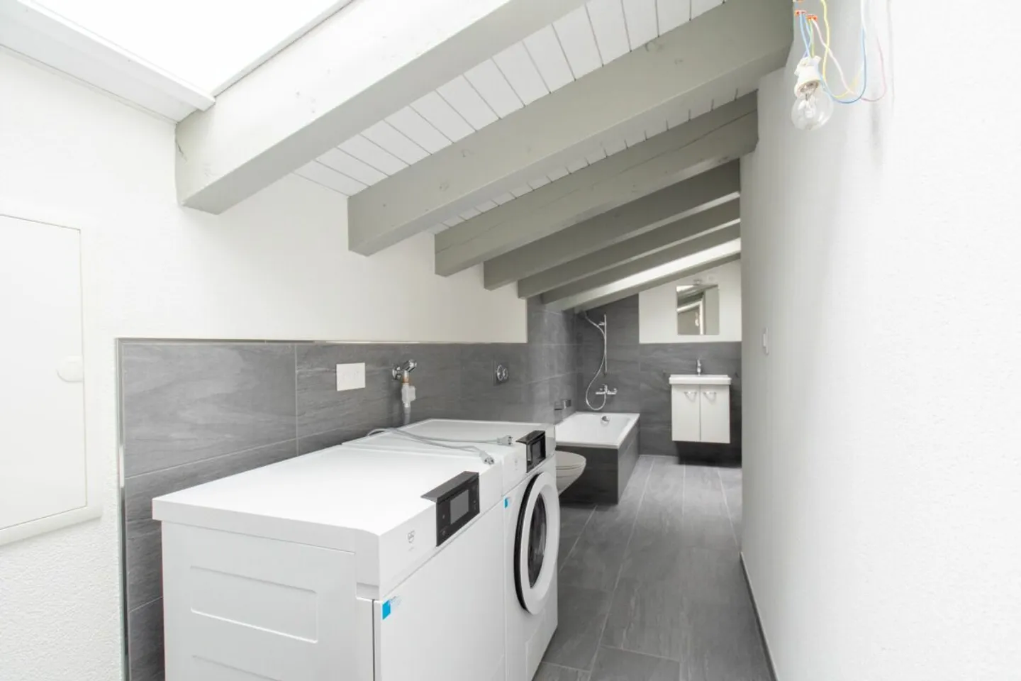 Grosszügige 3.5-Zimmer Attique - Foto 10 von 11