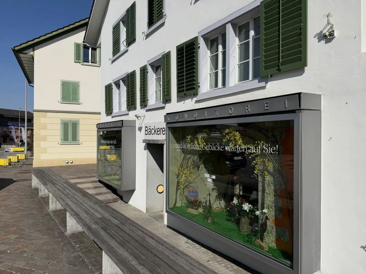 Boulangerie au cœur d'Oetwil - Photo 2 sur 9