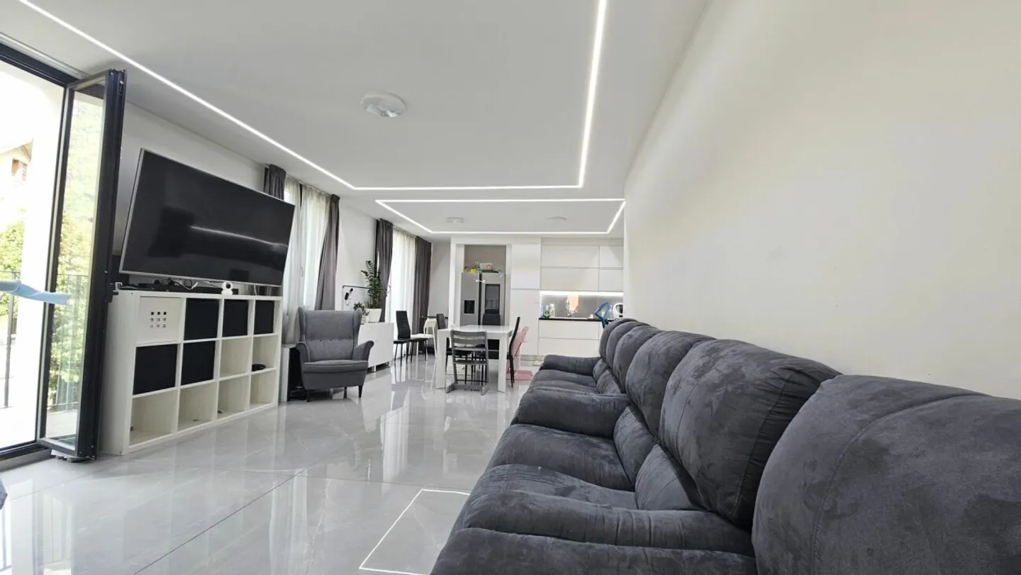 MODERN 5.5 ROOM SINGLE-FAMILY HOUSE - Photo 4 of 13